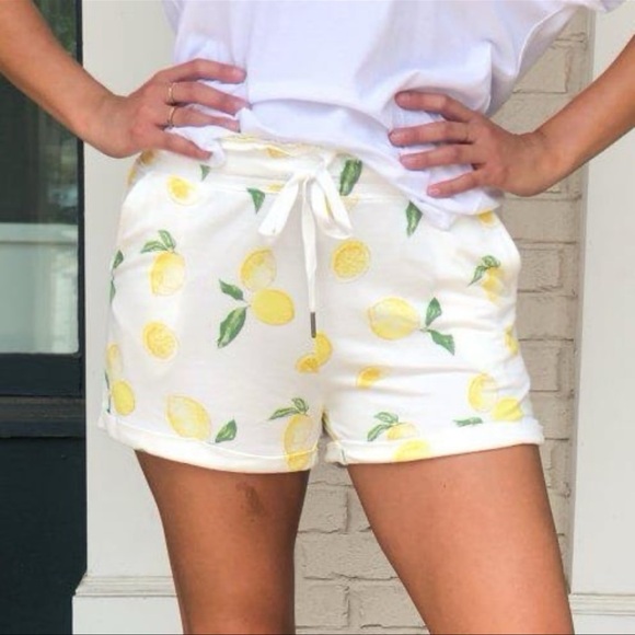 Z Supply Limonata shorts - Picture 1 of 9
